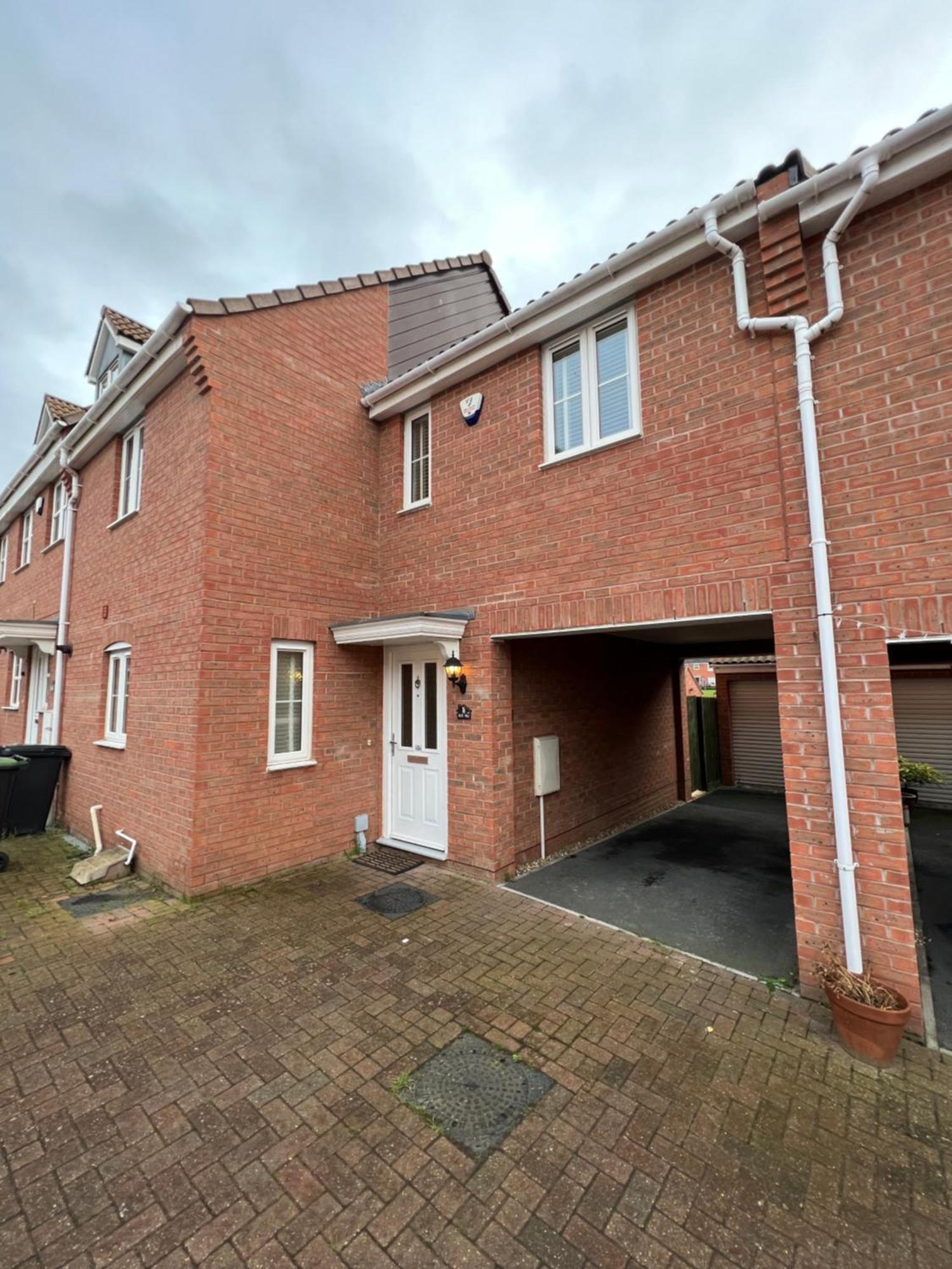 Higham Ferrers The Belfry 3 Bedrooms 2 Bathrooms Contractors & Family מראה חיצוני תמונה