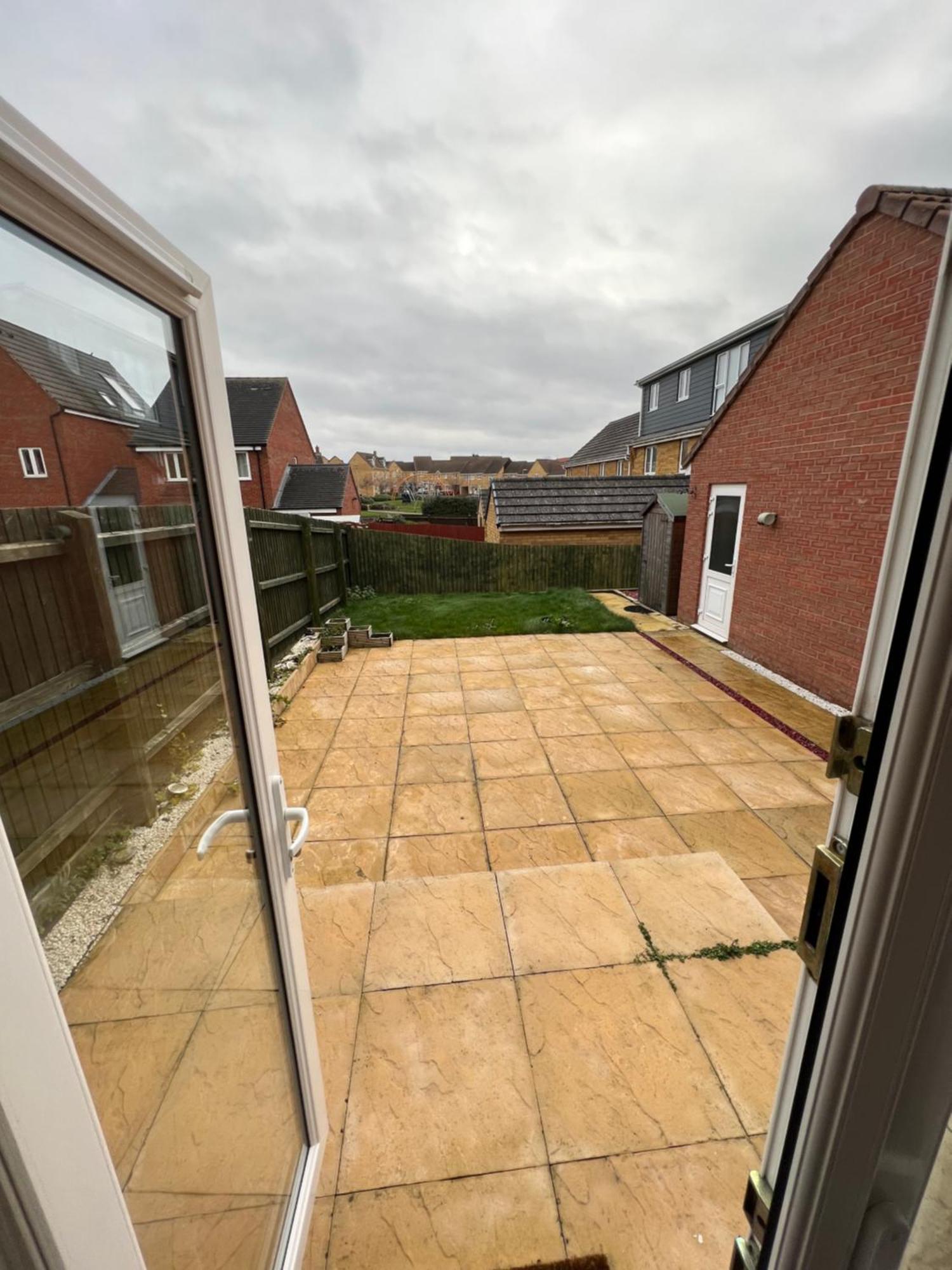 Higham Ferrers The Belfry 3 Bedrooms 2 Bathrooms Contractors & Family מראה חיצוני תמונה